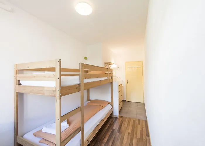 Gaestehaus Convict 2*