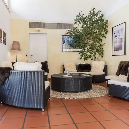 Gaestehaus Convict 2*