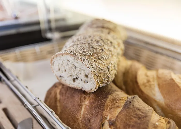 Gaestehaus Convict Konukevi 2*