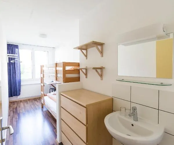 Konukevi Gaestehaus Convict