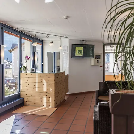 Gaestehaus Convict Pensión Zuoz